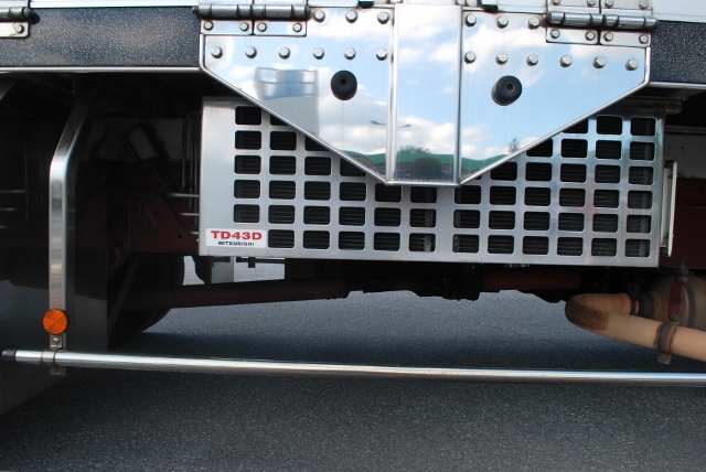 Ｈ２２　三菱　ベストワンファイター　冷凍ウィング　セミワイド　造りボデー　１ｍアオリ