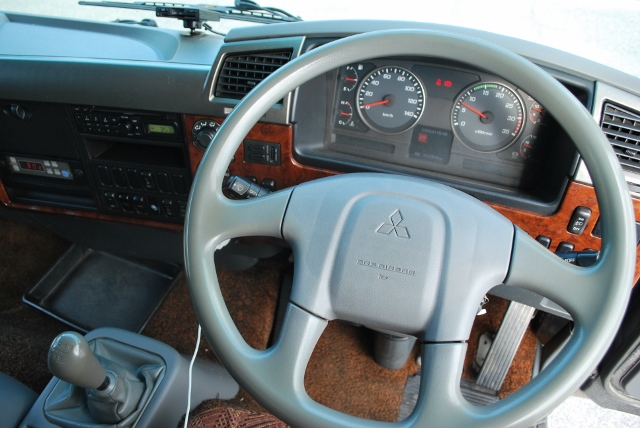 Ｈ２２　三菱　ベストワンファイター　冷凍ウィング　セミワイド　造りボデー　１ｍアオリ