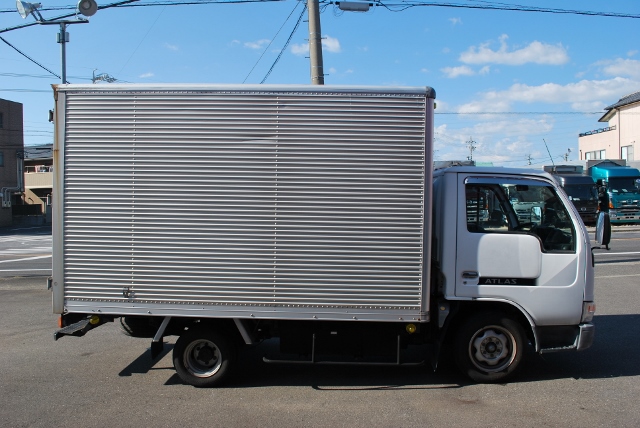 【147】日産アトラス　アルミバン　ガソリンAT車　委託販売