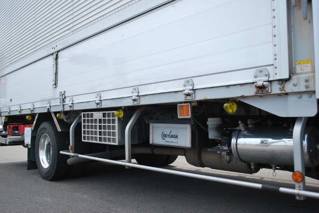 H19 三菱ふそう　ファイター　パワーゲート付き冷凍ウイング