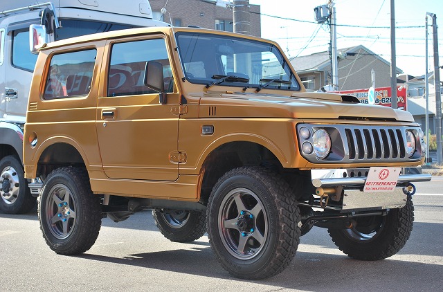 スズキ ジムニー 4WD AT車 カスタム多数 2年車検付!登録費用込み!