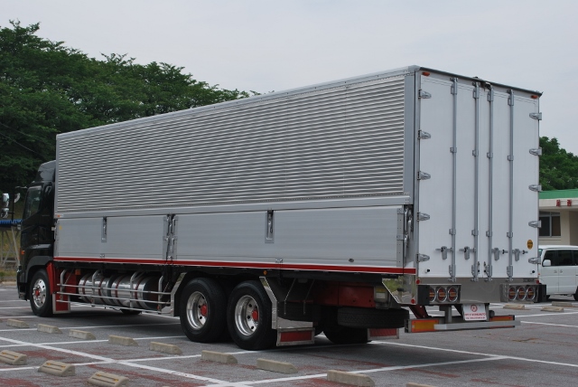 【118】H16 グランドプロフィア　ハイルーフ　３軸中低床　アルミウイング