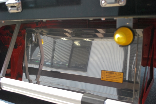 【26】H27　UDトラックス　クオン　中低床アルミウイング　ハイルーフ