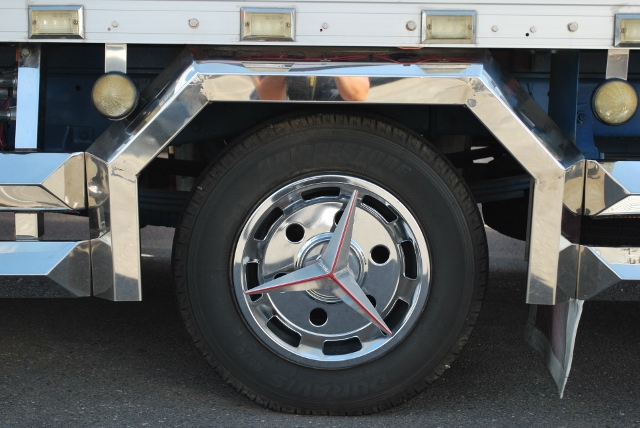 【149】いすゞエルフ　デコトラ　Wキャブ　アルミバン