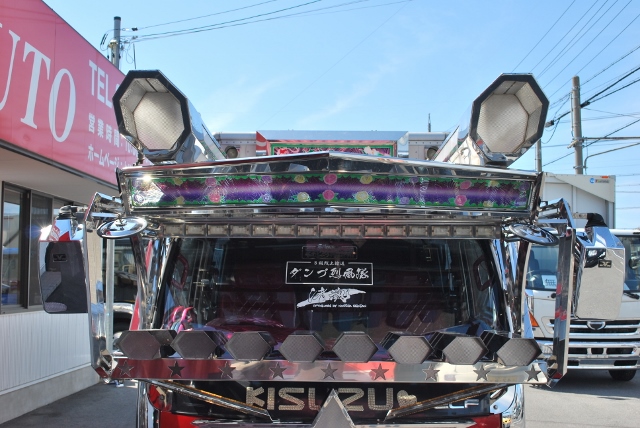 【149】いすゞエルフ　デコトラ　Wキャブ　アルミバン