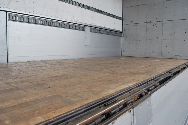 【118】H16 グランドプロフィア　ハイルーフ　３軸中低床　アルミウイング