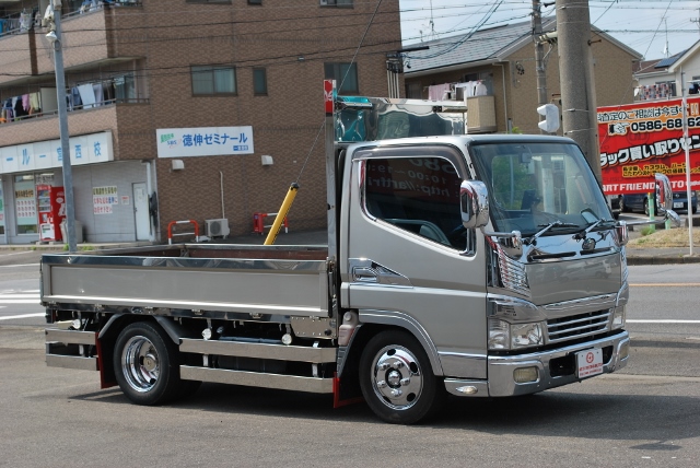 【133】三菱ふそうジェネレーションキャンター　平ボデー　カスタム　ハイグレード