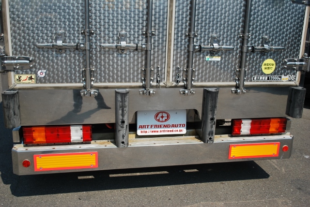 H21　ＵＤトラックス　クオン　冷凍ウイング　リアエアサス