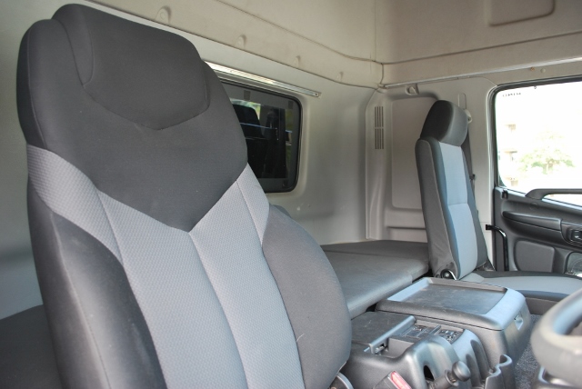 【150】日野プロフィア　低床　アルミウイング　カスタム多数