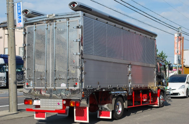 【252】いすゞフォワード　アルミウイング　造りボデー　カスタム多数