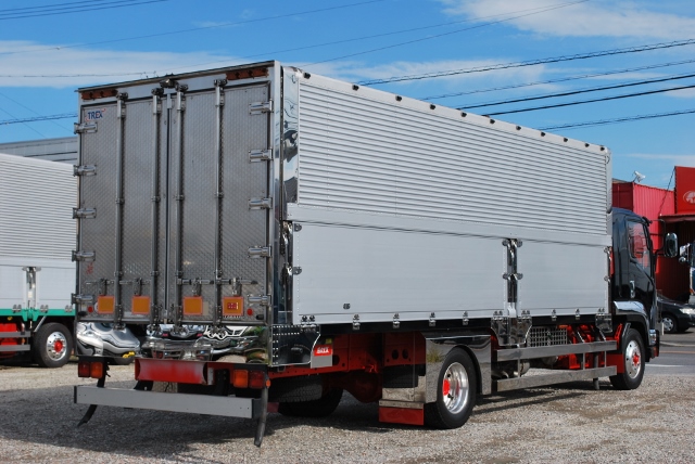 Ｈ２５　いすゞ　フォアワード　冷凍ウィング　カスタム多数