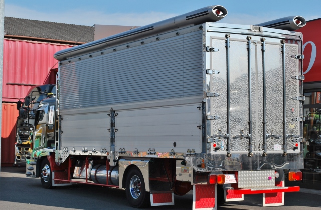 【252】いすゞフォワード　アルミウイング　造りボデー　カスタム多数