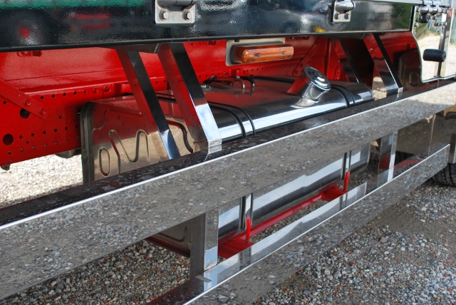 Ｈ２５　いすゞ　フォアワード　冷凍ウィング　カスタム多数