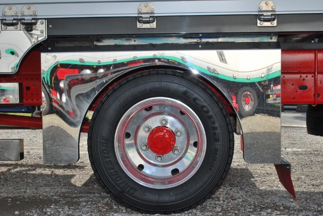 Ｈ２５　いすゞ　フォアワード　冷凍ウィング　カスタム多数