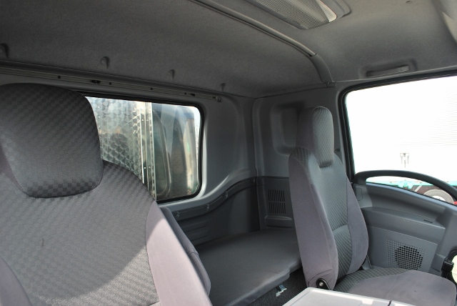 Ｈ２５　いすゞ　フォアワード　冷凍ウィング　カスタム多数