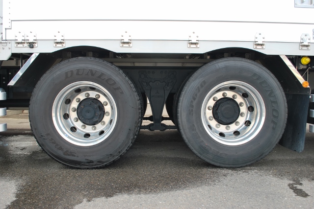 【270】三菱ふそうスーパーグレート　中低床　アルミウイング　ハイルーフ　総輪エアサス