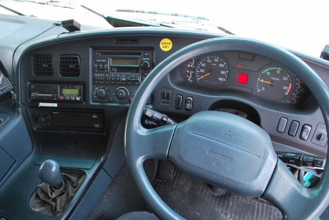 【94】三菱ふそうスーパーグレート　高床　アルミウイング　リアエアサス