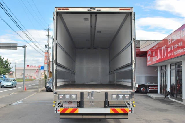 【270】三菱ふそうスーパーグレート　中低床　アルミウイング　ハイルーフ　総輪エアサス