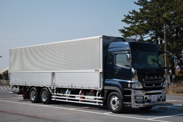 【84】H22　三菱ふそう　スーパーグレート　アルミウイング　ハイルーフ　リアエアサス　格納ゲート付