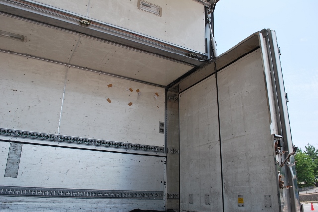 【94】三菱ふそうスーパーグレート　高床　アルミウイング　リアエアサス