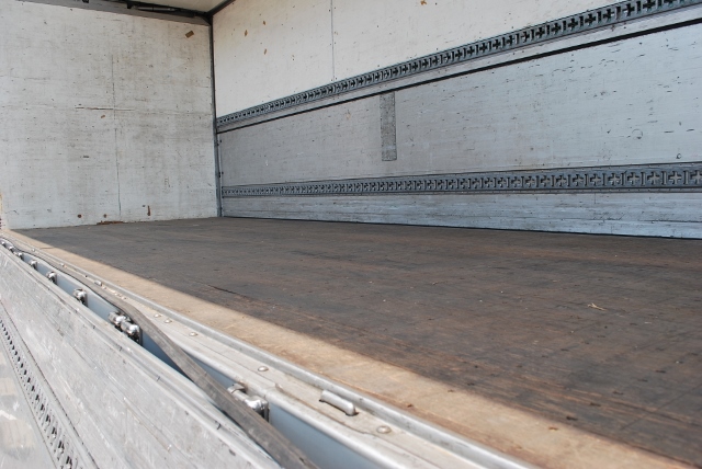 【94】三菱ふそうスーパーグレート　高床　アルミウイング　リアエアサス