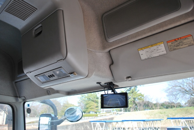 【84】H22　三菱ふそう　スーパーグレート　アルミウイング　ハイルーフ　リアエアサス　格納ゲート付