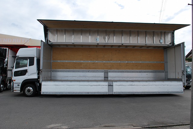 【275】UDトラックスクオン　低床　アルミウイング　格納ゲート　ハイルーフ　リヤエアサス