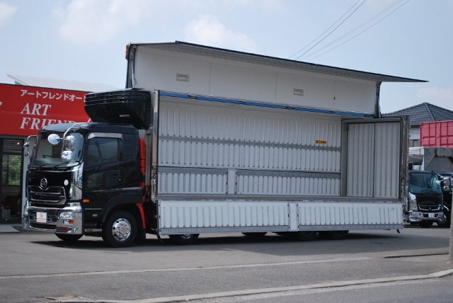 Ｈ23　ＵＤトラックス　クオン　低床　冷凍ウイング