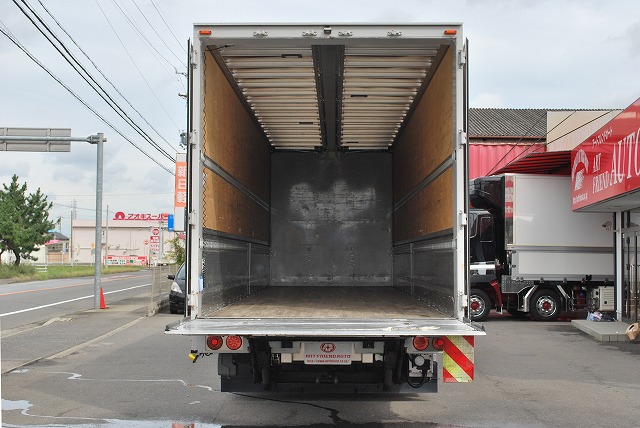 【275】UDトラックスクオン　低床　アルミウイング　格納ゲート　ハイルーフ　リヤエアサス