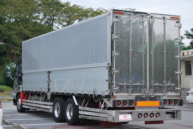 【87】いすゞギガ　高床　アルミウイング　ハイルーフ　リヤエアサス
