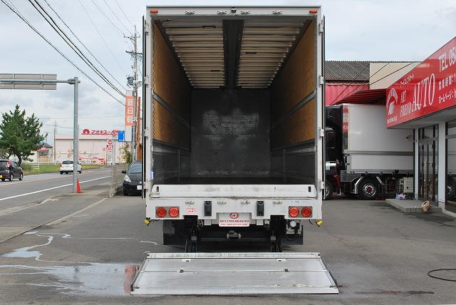 【275】UDトラックスクオン　低床　アルミウイング　格納ゲート　ハイルーフ　リヤエアサス