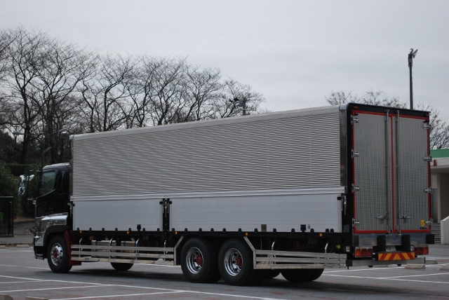 Ｈ19　日野グランドプロフィア　中低床　アルミウィング　リアエアサス