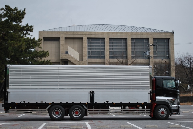 Ｈ19　日野グランドプロフィア　中低床　アルミウィング　リアエアサス