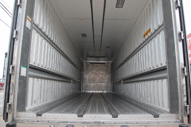 Ｈ23　ＵＤトラックス　クオン　低床　冷凍ウイング
