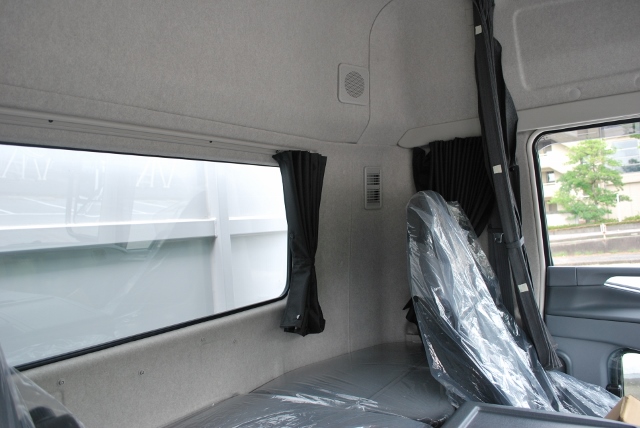 【123】Ｈ29　三菱ふそう　スーパーグレート　低床アルミウイング　未使用車