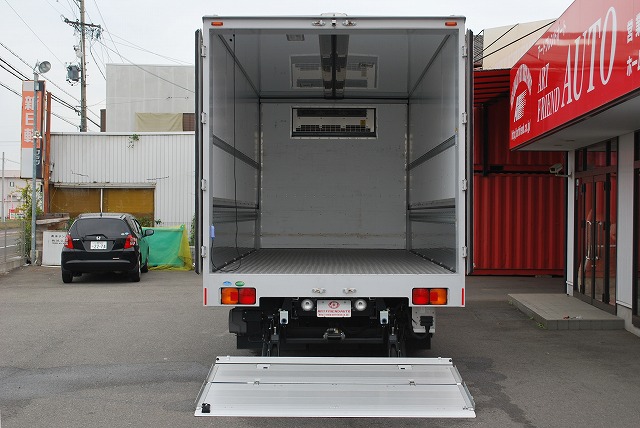 【279】日野レンジャー　ワイド　冷凍ウイング　格納ゲート付　リヤエアサス