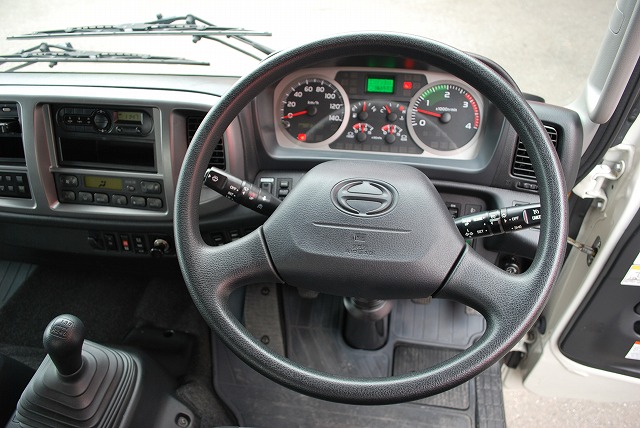 【279】日野レンジャー　ワイド　冷凍ウイング　格納ゲート付　リヤエアサス