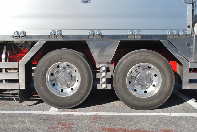 【122】三菱ふそうスーパーグレート　高床　アルミウイング　ハイルーフ