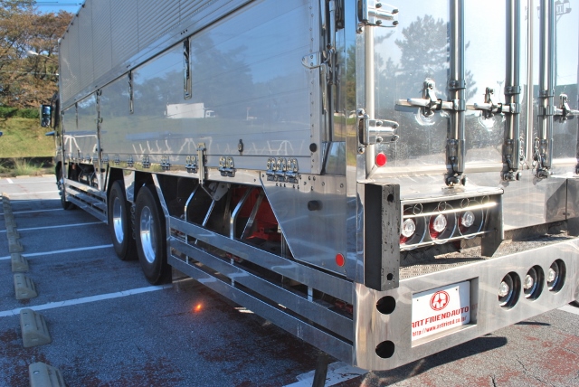 【122】三菱ふそうスーパーグレート　高床　アルミウイング　ハイルーフ