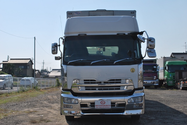 【169】UDトラックス　クオン　低床アルミウイング　ハイルーフ　総輪エアサス　跳上ゲート