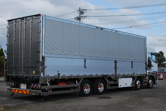 【172】三菱ふそうスーパーグレート　低床　冷凍ウイング　総輪エアサス