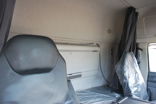 【172】三菱ふそうスーパーグレート　低床　冷凍ウイング　総輪エアサス