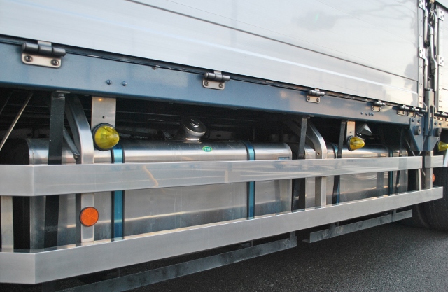 【306】日野　プロフィア　低床　アルミウイング　ハイルーフ　総輪エアサス