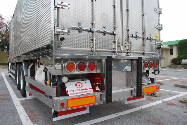 【173】三菱ふそうスーパーグレート　高床　冷凍バン　ハイルーフ