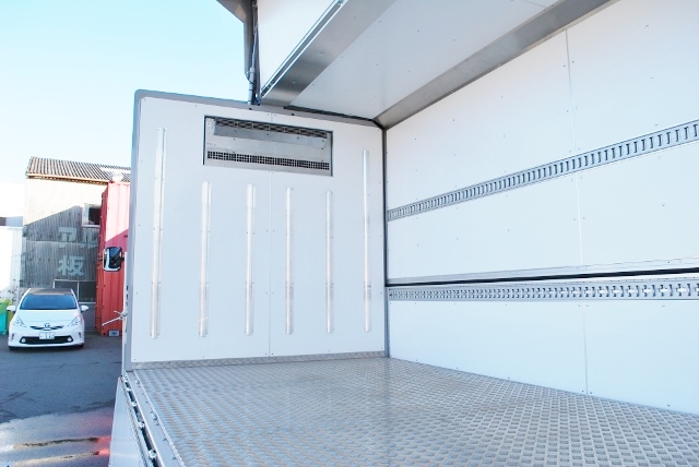 【191】いすゞフォワード　ワイド　冷凍ウイング　未使用車