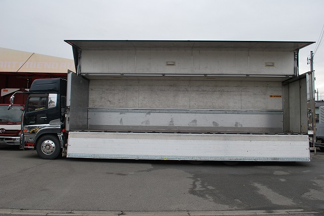 【314】ニッサンディーゼルクオン　中低床　アルミウイング　ハイルーフ　リヤエアサス