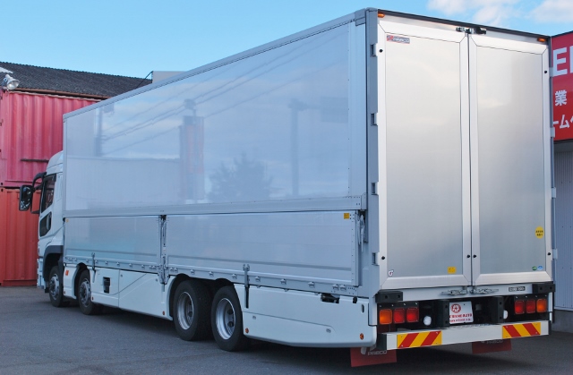 【307】三菱ふそうスーパーグレート　低床　パネルウイング　ハイルーフ　リヤエアサス