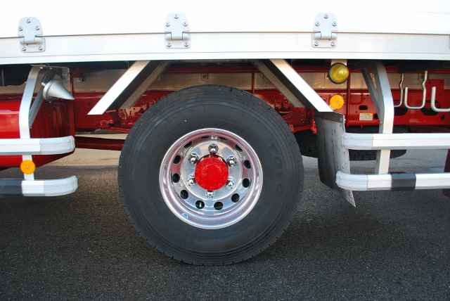 【181】いすゞフォワード　ワイド　アルミウイング　6200ボデー　フルゲート