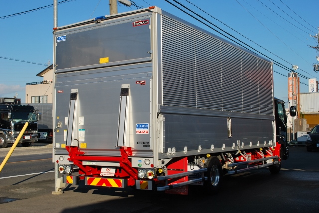 【181】いすゞフォワード　ワイド　アルミウイング　6200ボデー　フルゲート