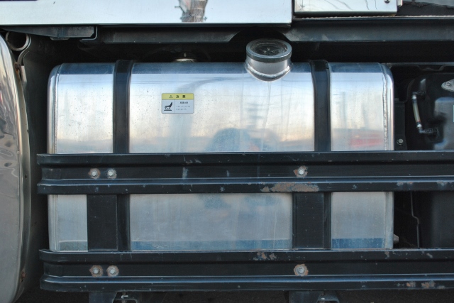 【328】三菱ふそうスーパーグレート　トレーラーヘッド　ハイルーフ